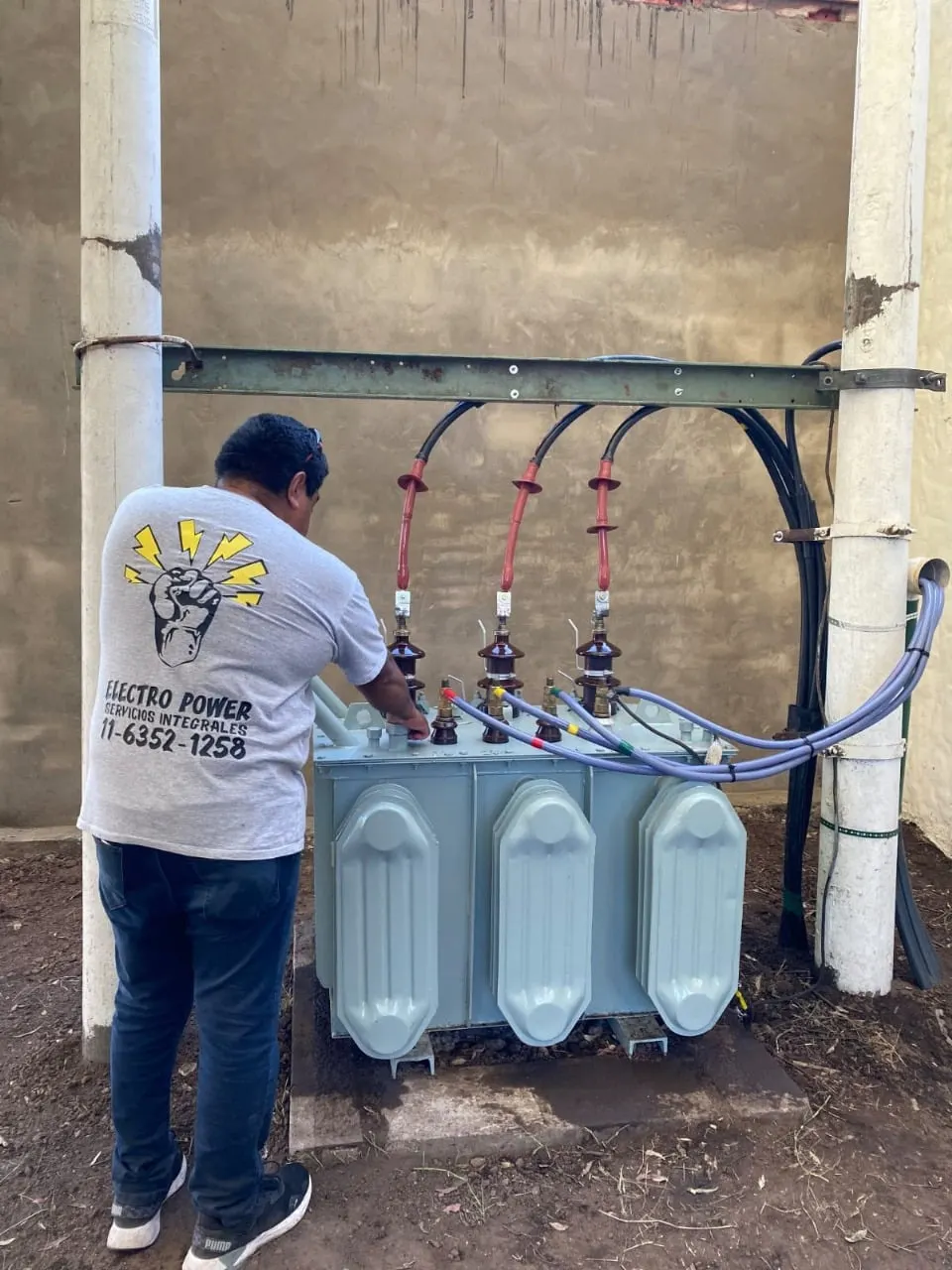 Instalación de Tablero Eléctrico Trifásico